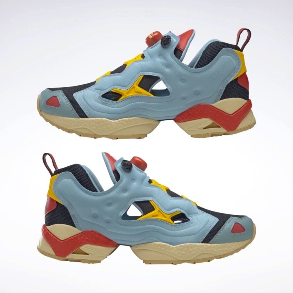 Reebok X Looney Tunes Insta Pump sneakers. Size 13there Aee Some Paint Splatter